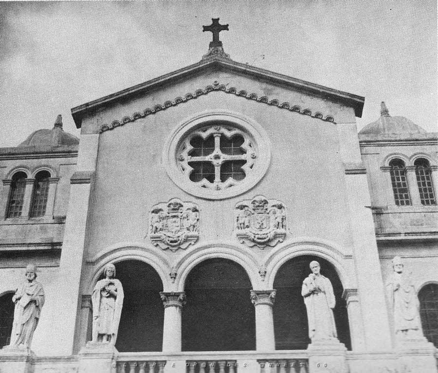 facade-stlouis.jpg