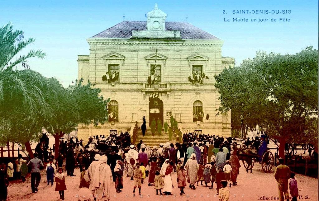 Saint-denis-du-sig-algerie-la-mairie-un-jour-de-fete.jpg